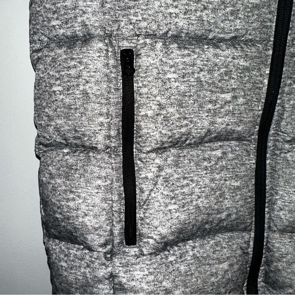 NWOT GAP Boys Marl Heather Gray Black Warmest PuffeR vest size Large - Picture 3 of 7